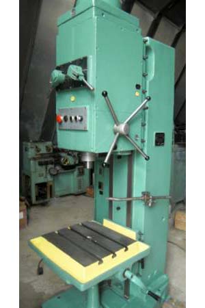 2Н135 вертикальний свердлильний верстат